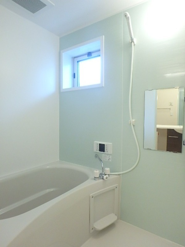 バス・シャワールーム　図面と現状に相違がある場合には現状を優先