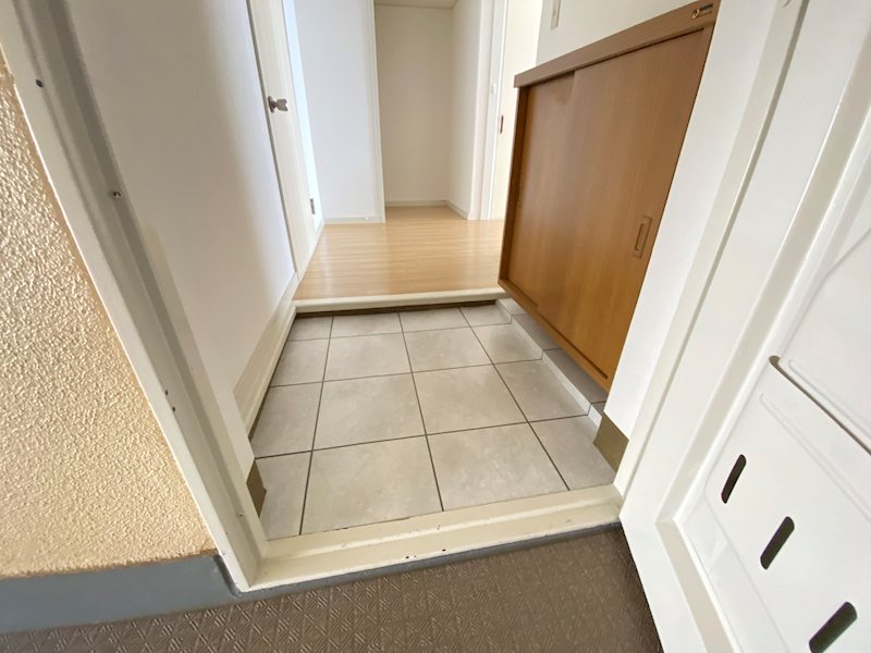 玄関　別のお部屋の写真です