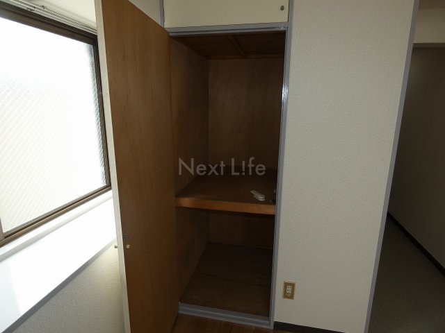 収納　サンパレス府中宮西パート1