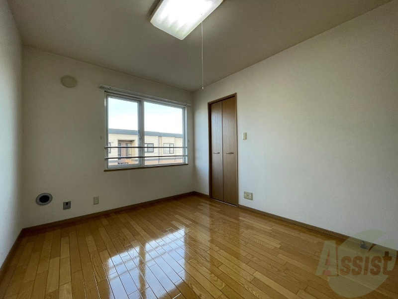 その他部屋・スペース　寝室は建具で仕切られているので、寝室の空間を作れますね！