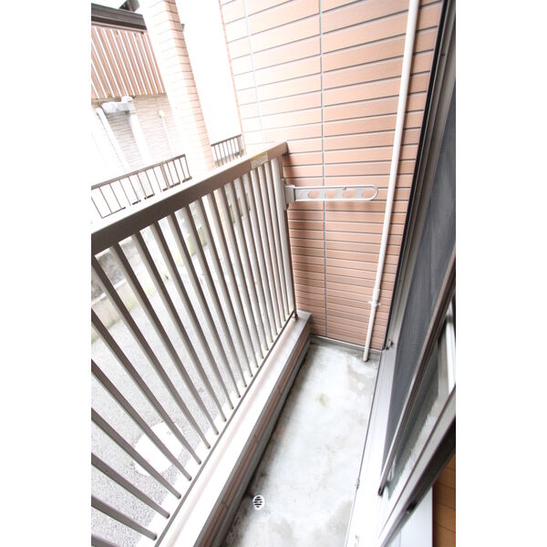 バルコニー　※同じシリーズの室内写真