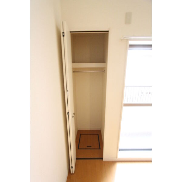 収納　※同じシリーズの室内写真