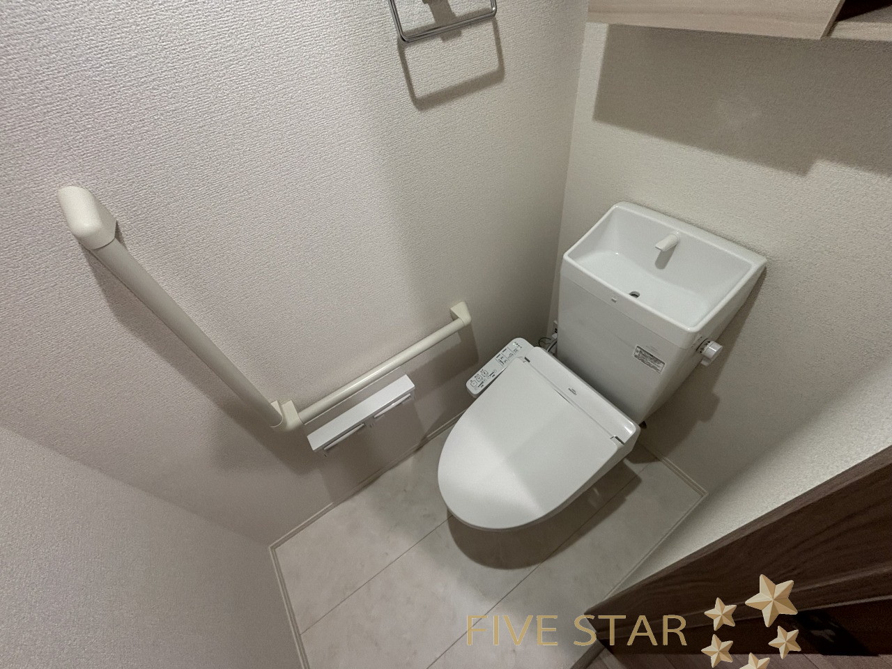 京阪本線 枚方市駅 徒歩11分 3階建 築2年のトイレ写真