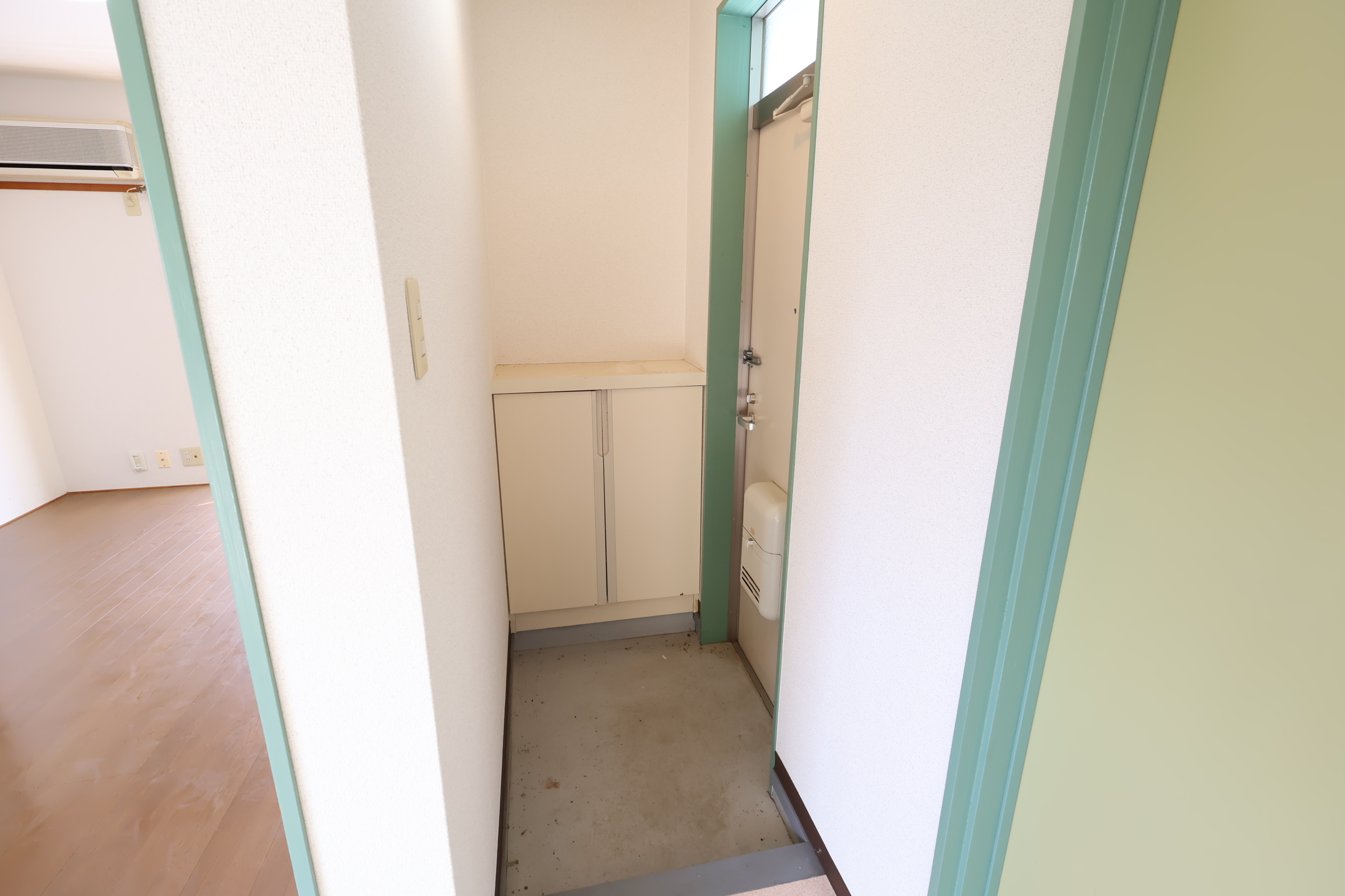 玄関　シューズボックス付き