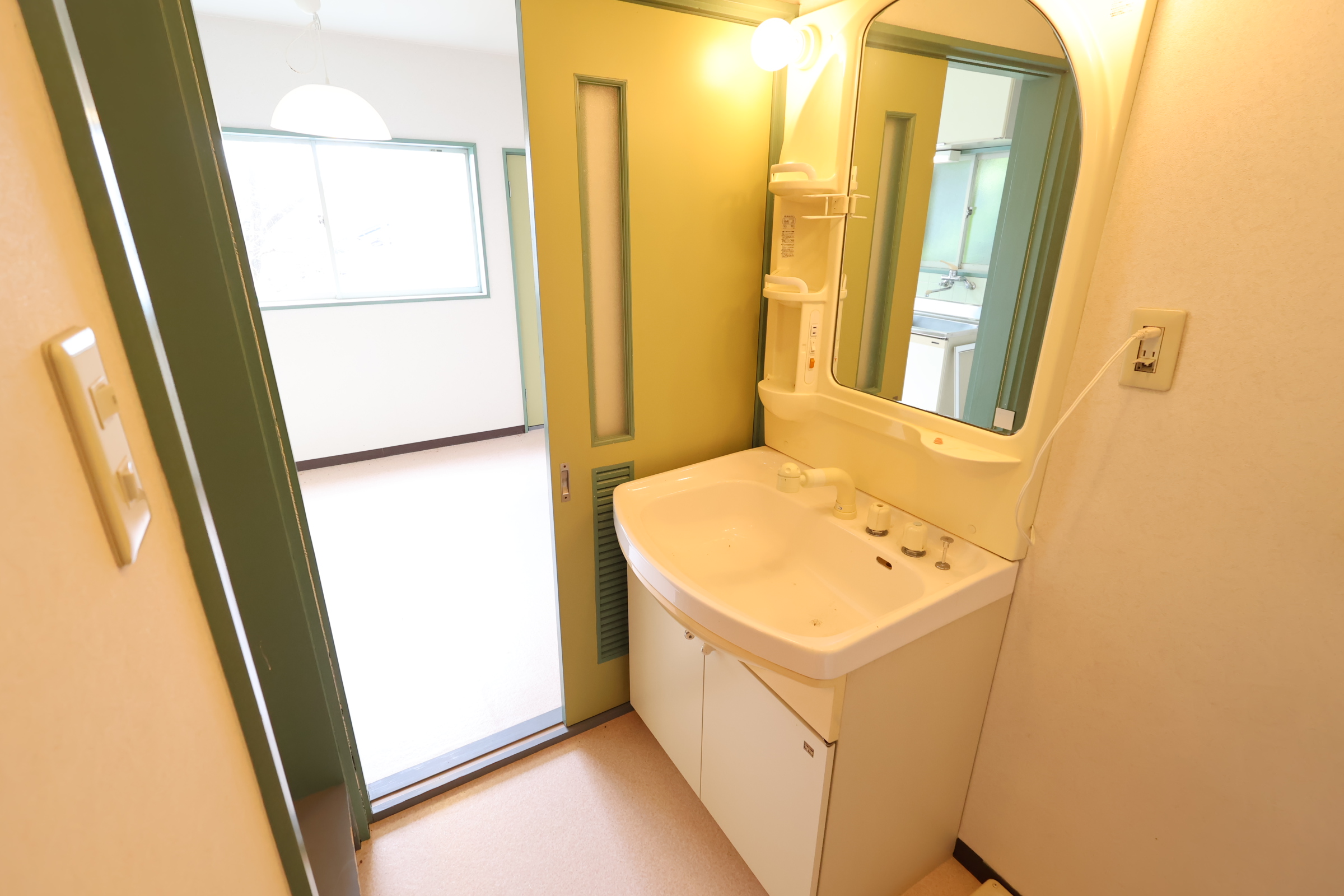 洗面設備　洗面化粧台