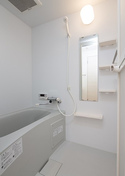 バス・シャワールーム　お写真を準備中の為、別号室の写真をご参考下さい。