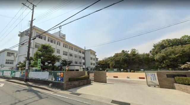 小学校　姫路市立荒川小学校（小学校）まで1900m