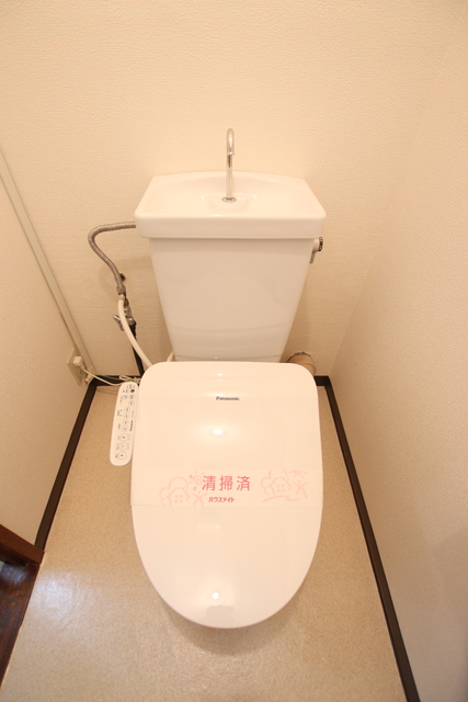 トイレ　バストイレ別です♪