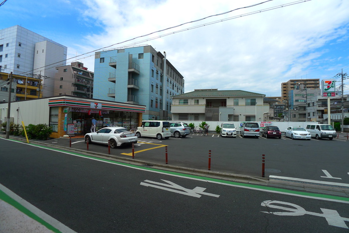 コンビニ　セブンイレブン川口並木一丁目店（コンビニ）まで300m