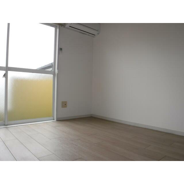 居室・リビング　洋室