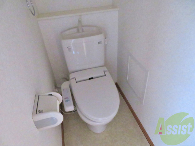 トイレ　トイレにはちゃんとウォシュレットがついてますよー