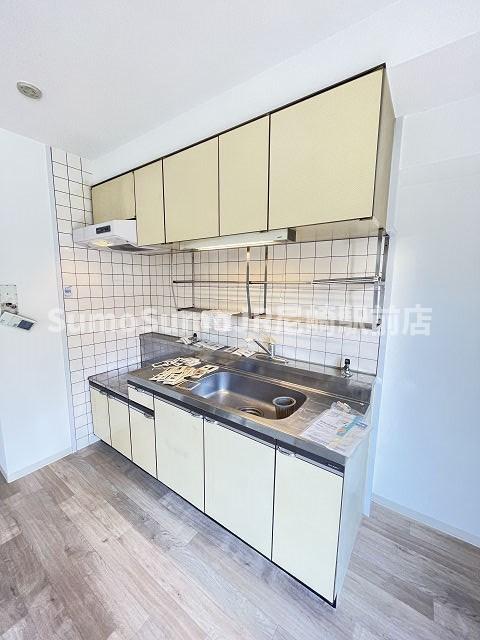 キッチン　キッチンでお料理をお楽しみください