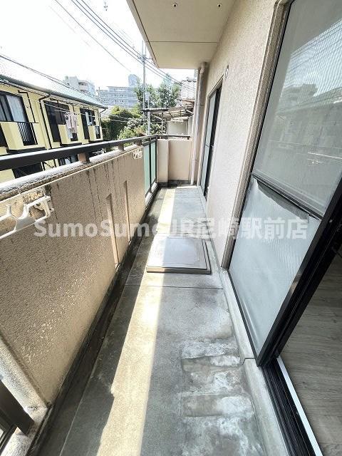 バルコニー　広々としたバルコニーです