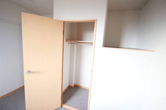 収納　※別部屋の写真です