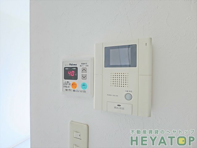 セキュリティ　不意の訪問もモニター付きドアホンで安心確認