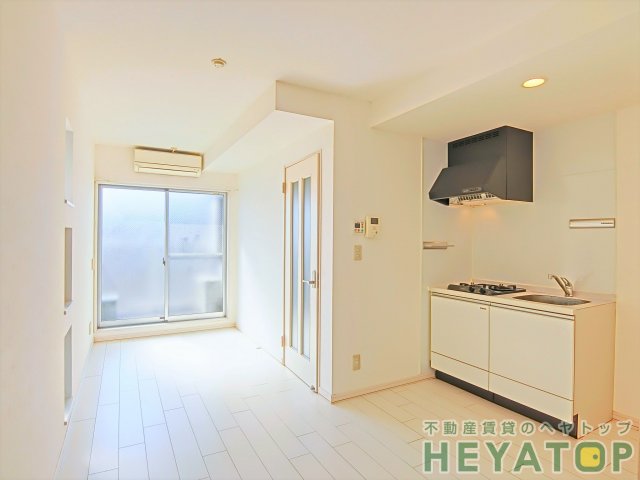 居室・リビング　ＬＤＫ８.３帖