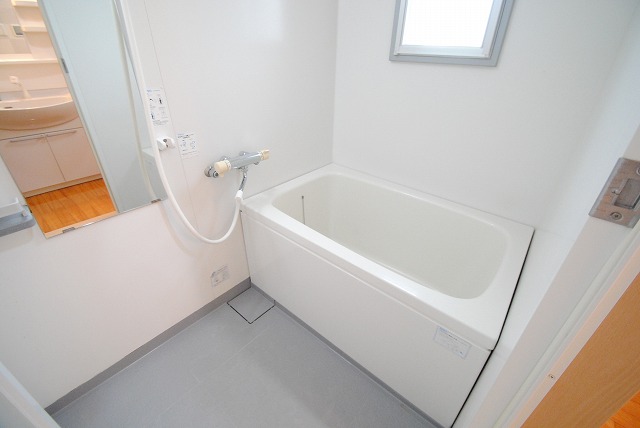 バス・シャワールーム　同型物件　イメージ写真