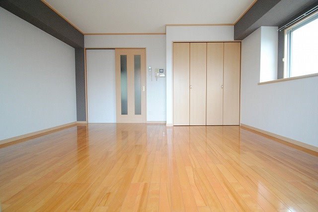 居室・リビング　同型物件　イメージ写真