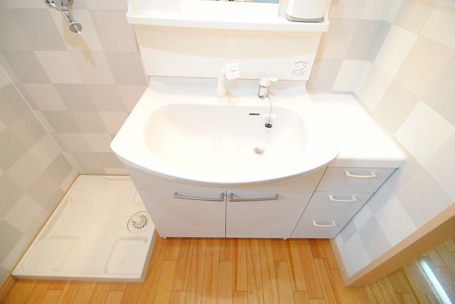 洗面設備　同型物件　イメージ写真