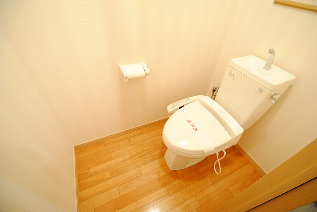 トイレ　同型物件　イメージ写真