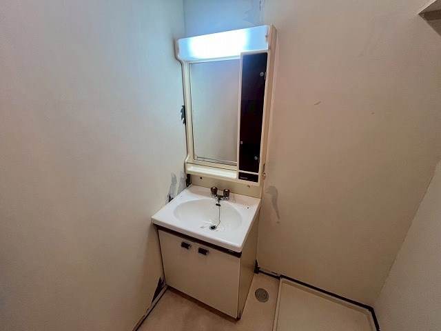 洗面設備　改装前