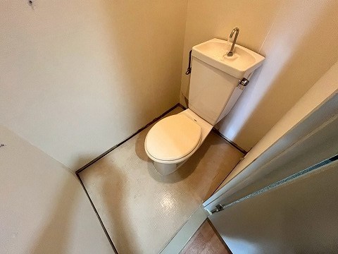 トイレ　改装前