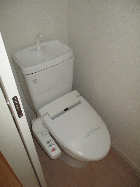 トイレ　別部屋参考