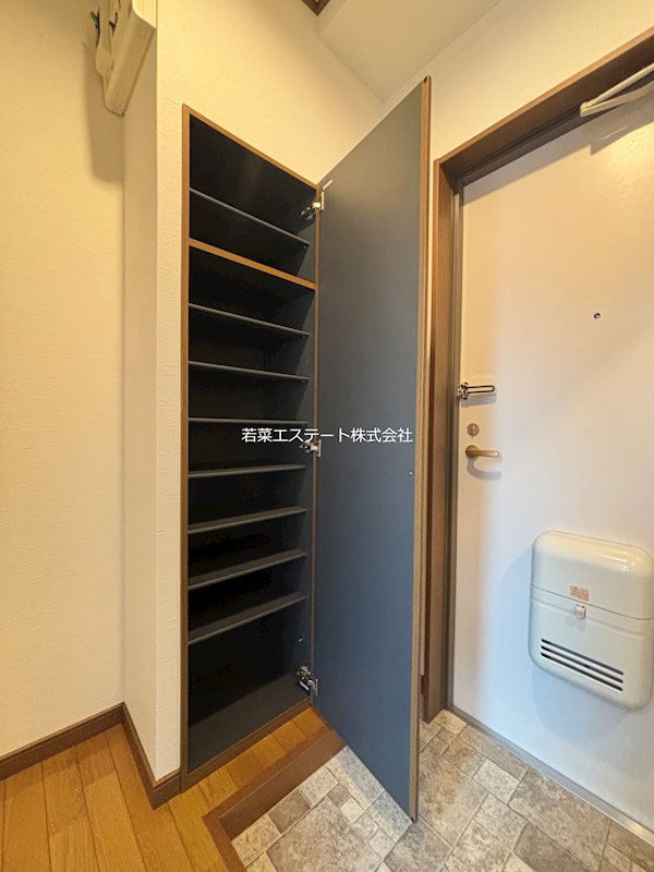 収納　シューズボックス