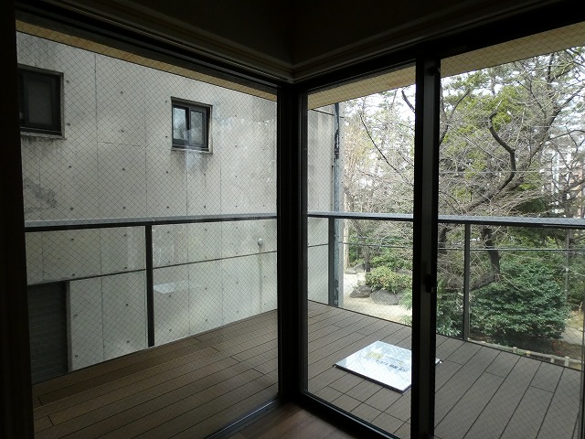 バルコニー　バルコニー