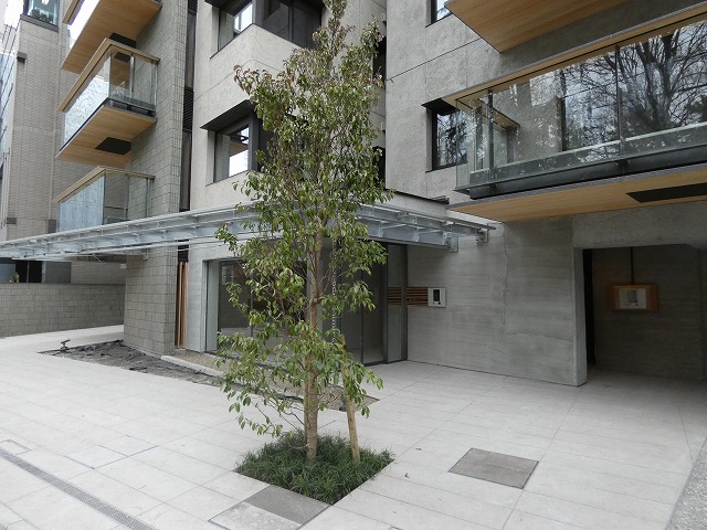 エントランス　エントランス