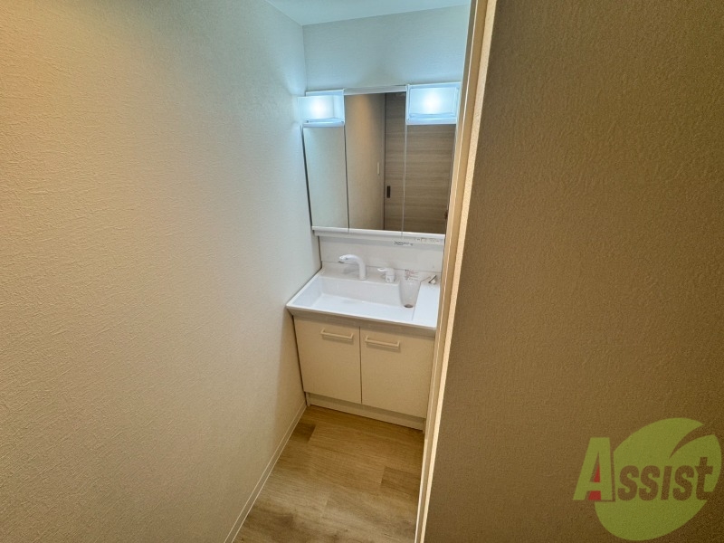 洗面設備　シャンプードレッサーで身支度もラクラクです！