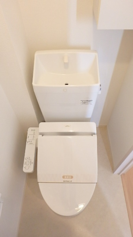 トイレ　図面と現状に相違がある場合には現状を優先