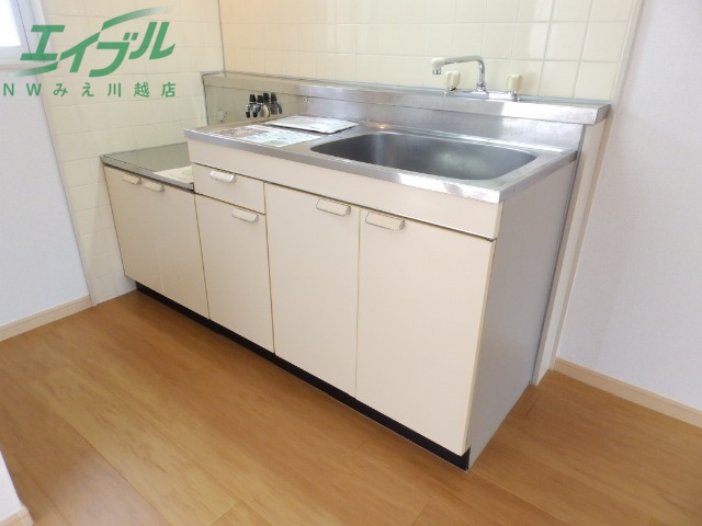 キッチン　同物件別室の画像です