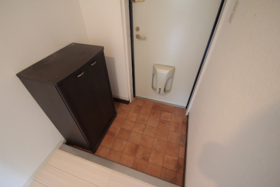 玄関　※別部屋の写真です