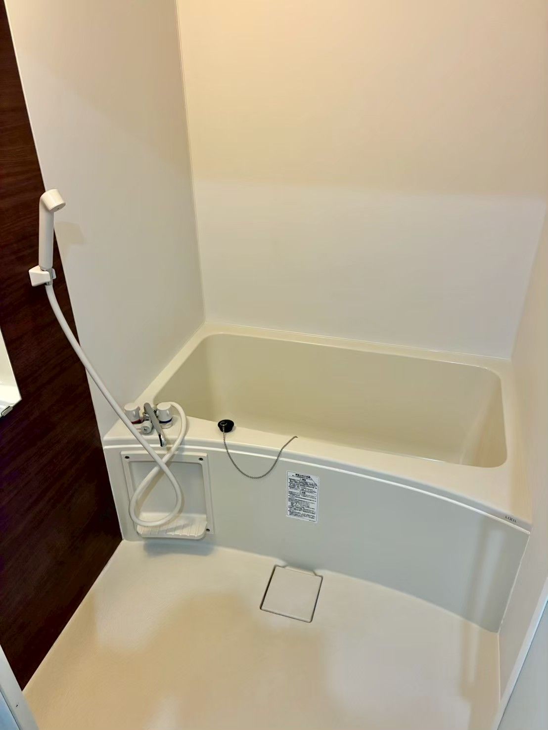 バス・シャワールーム　お風呂です