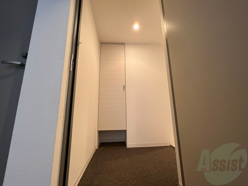 玄関　玄関です。白を基調としていて清潔感があります！