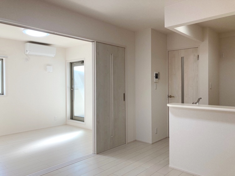 居室・リビング　インターネットが無料で使えます。無料Wi-fi。