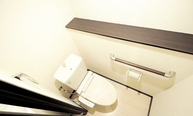 トイレ　同物件別号室