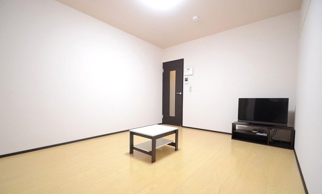 収納　同物件別号室