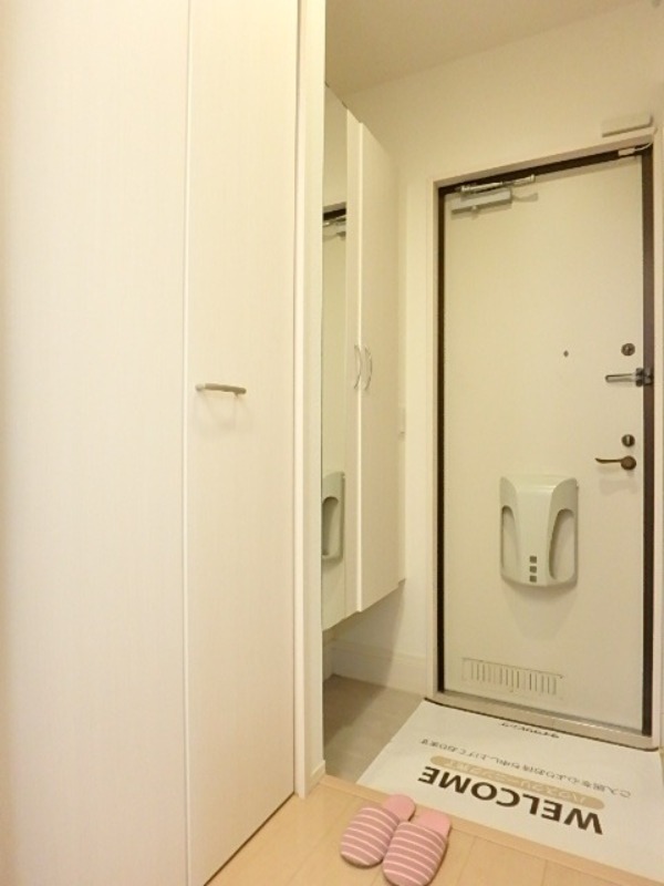 玄関　図面と現状に相違がある場合には現状を優先