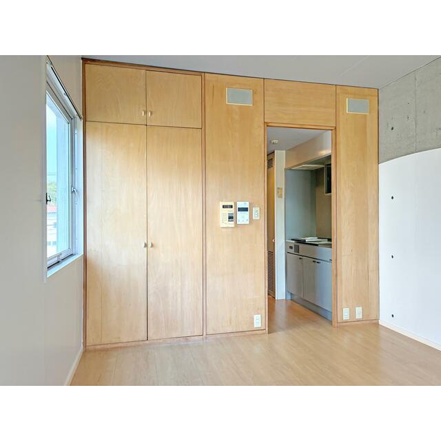 その他部屋・スペース　洋室フローリング約７帖　収納あり