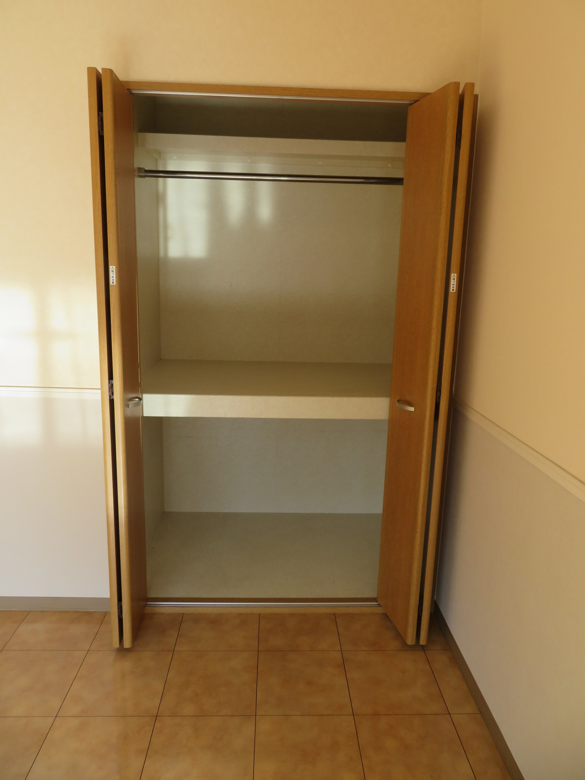 収納　大きめなクローゼットが付いています。