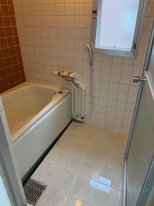 バス・シャワールーム