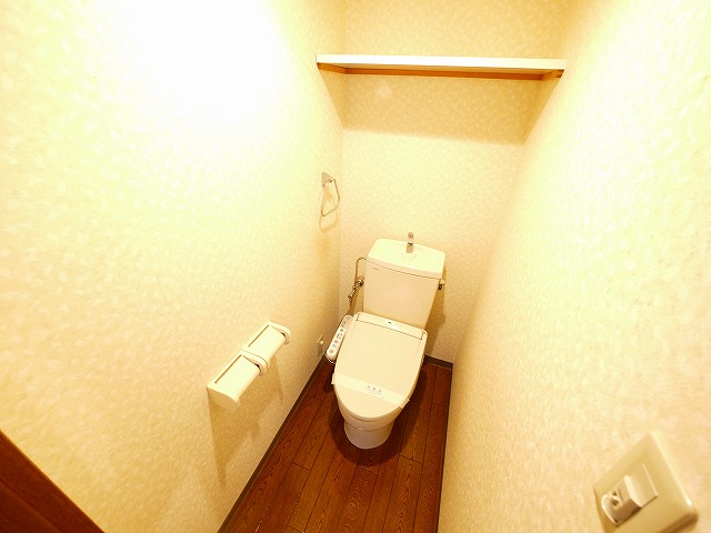 トイレ　コンパクトで使いやすいトイレです