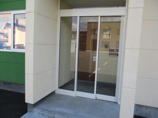 エントランス　エントランス部分