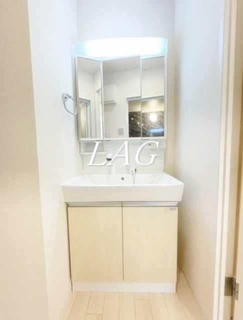 洗面設備　洗面台です。