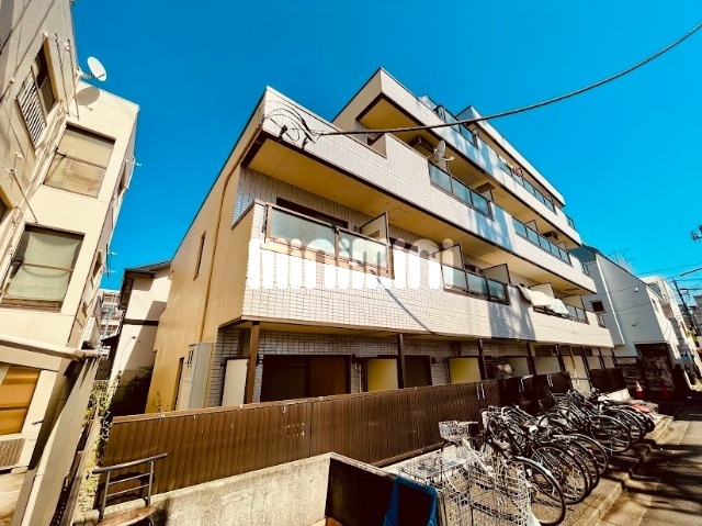 建物外観　重厚感あるマンションです