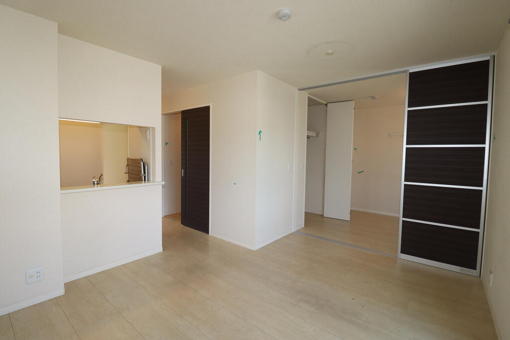 居室・リビング　リビング：別号室の写真