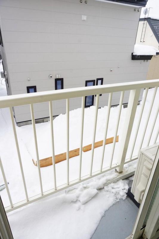 バルコニー　バルコニー