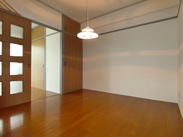 その他部屋・スペース　寝室にもなる４帖半。（※参考写真）